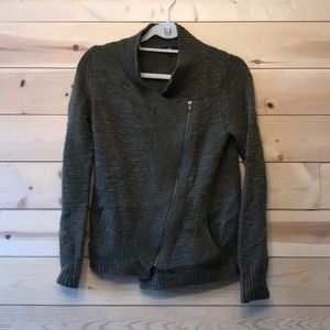 Asymmetrical green knit Gap jacket
